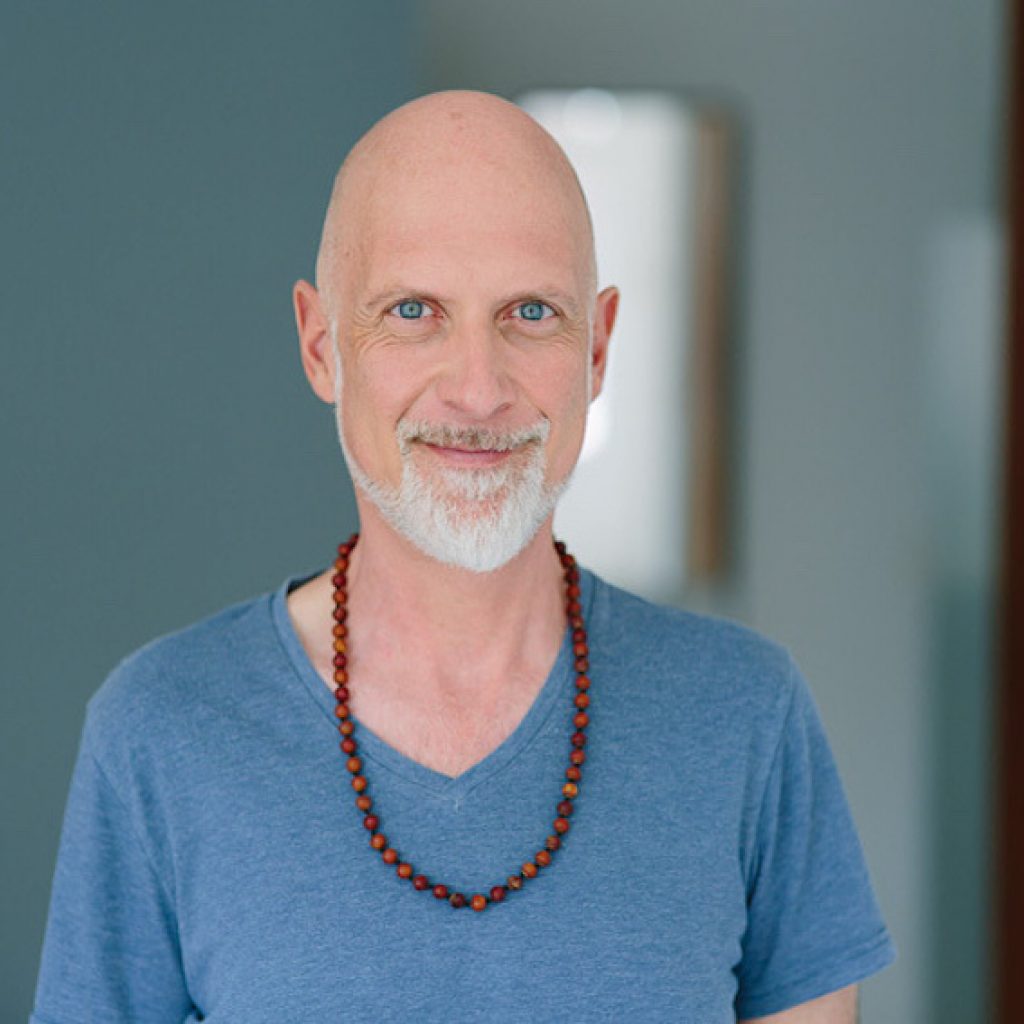 Embodied Elements: Yoga und Shamanismus